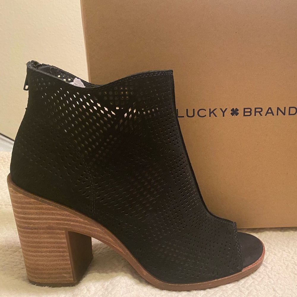 Lucky brand- Black suede Peep toe Booties